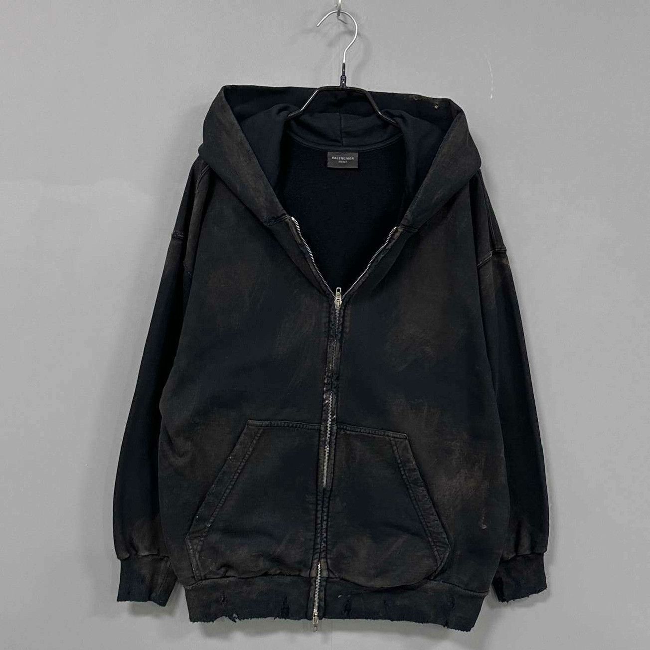 Balenciaga Balenciaga Distressed Jacket XS Women Size XS / US 0-2 / IT 36-38 - 1 Thumbnail