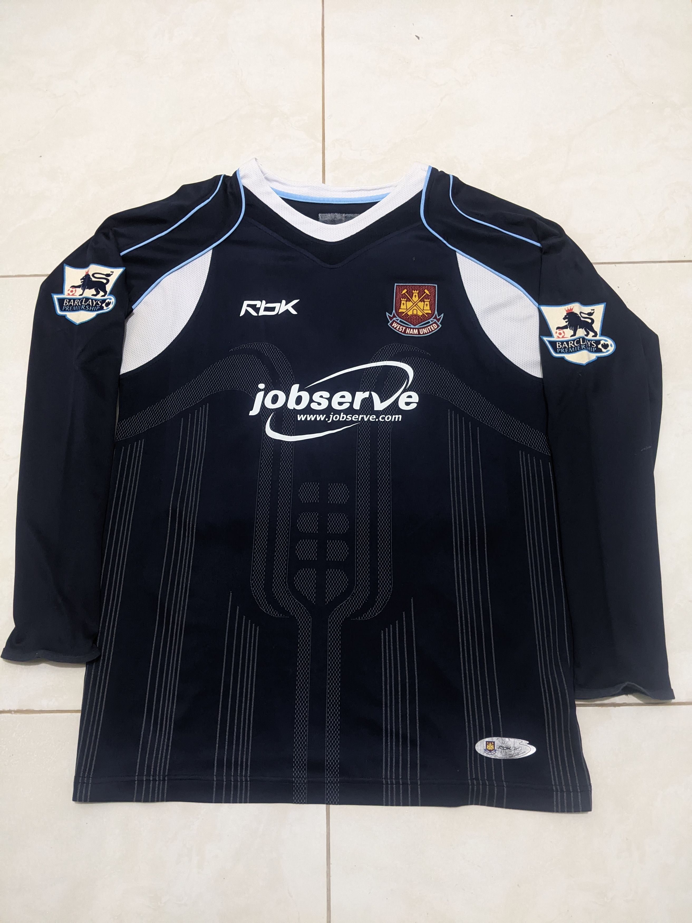 Reebok West ham 2006-07 away Tevez Jersey football shirt Size US M / EU 48-50 / 2 - 1 Thumbnail