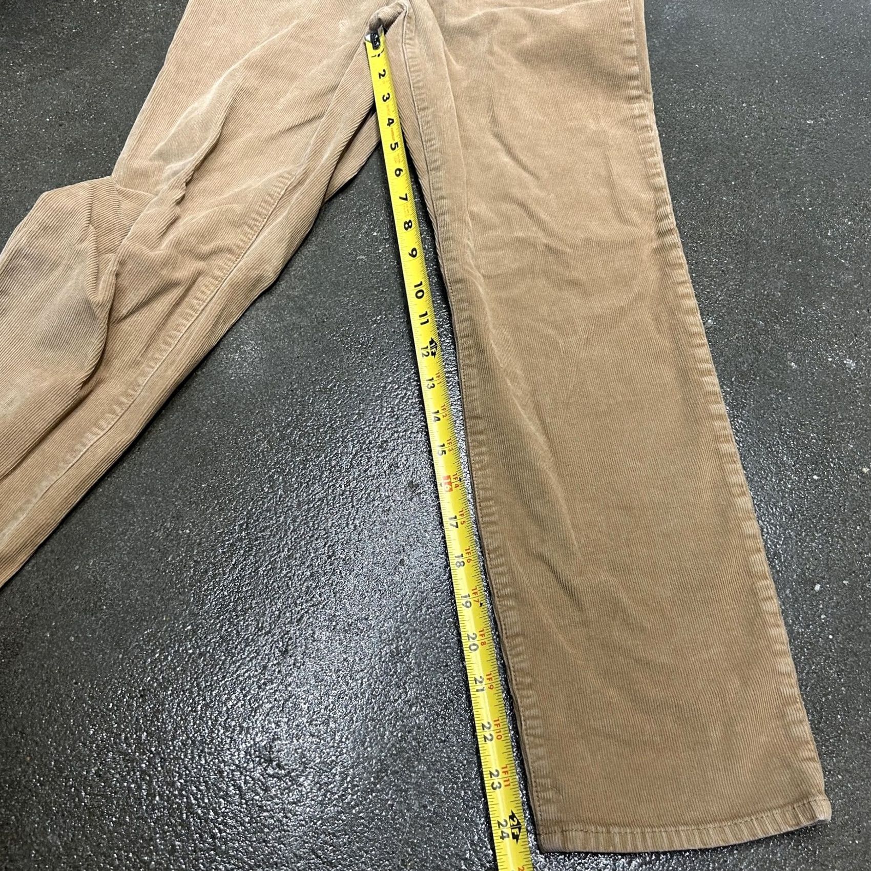J.Crew J.Crew Pants Womens 27 Beige Corduroy Straight Leg Khakis Casual Five Pocket Size 27" / US 4 / IT 40 - 6 Thumbnail