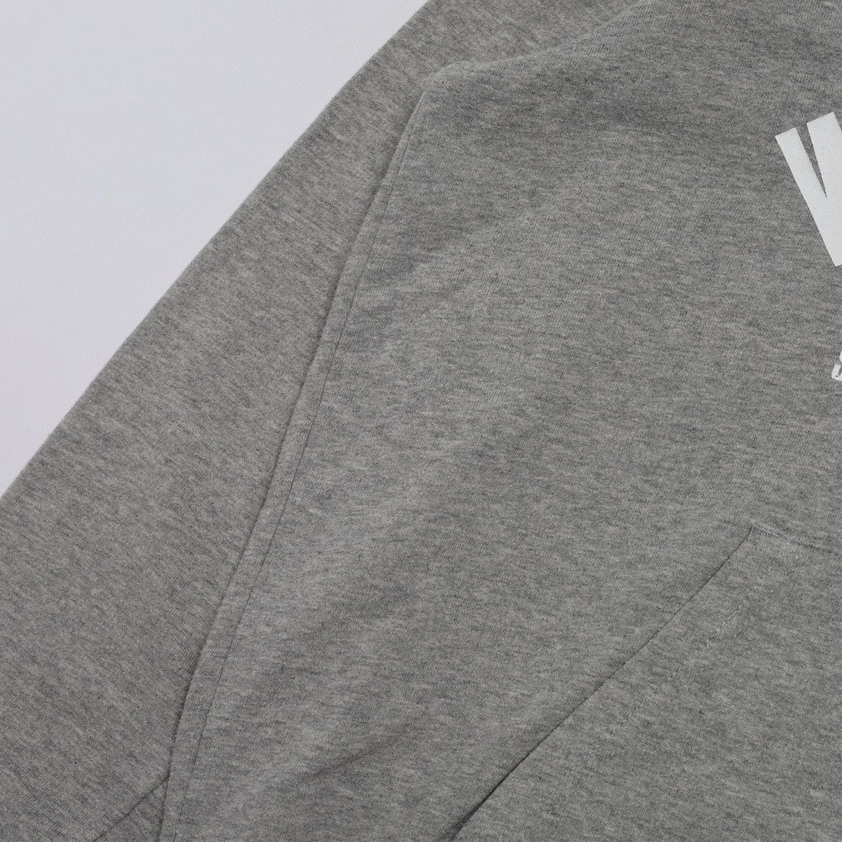 Nike Vintage Nike Center Logo Hoodie West Coast Swoosh Size US L / EU 52-54 / 3 - 7 Thumbnail
