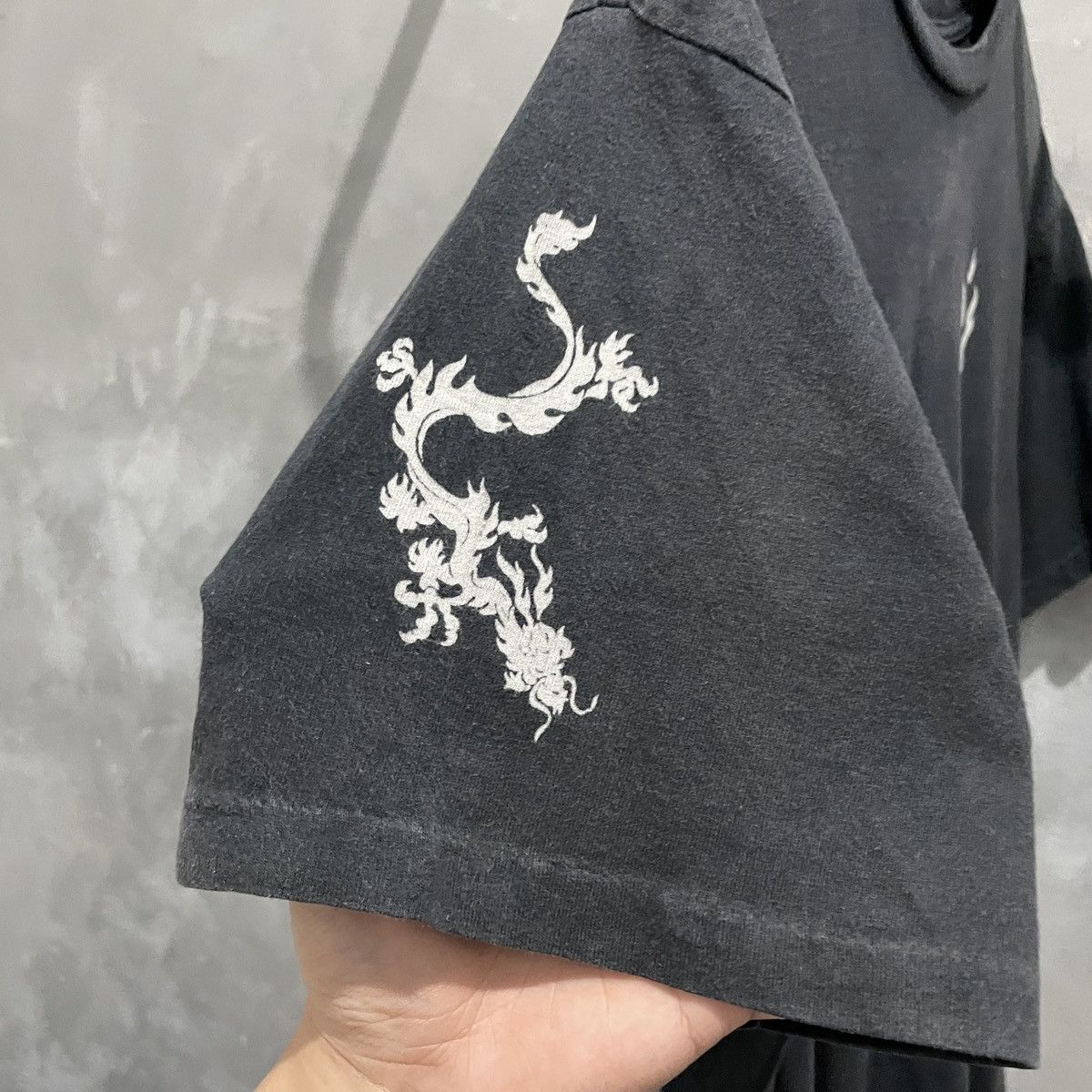 Vintage Rare Vintage 90s Faded Black T Shirt Japanese Ancient Size US M / EU 48-50 / 2 - 6 Thumbnail
