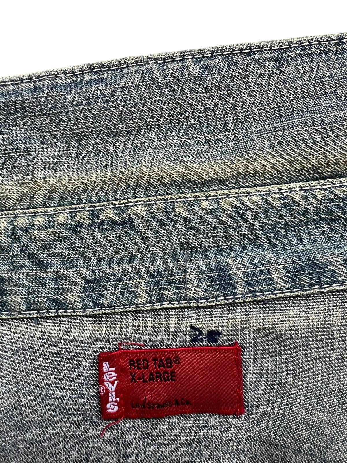 Levi's Vintage 2005 Levi’s Red Tab Faded Mud Denim Western Shirt Size US L / EU 52-54 / 3 - 23 Thumbnail