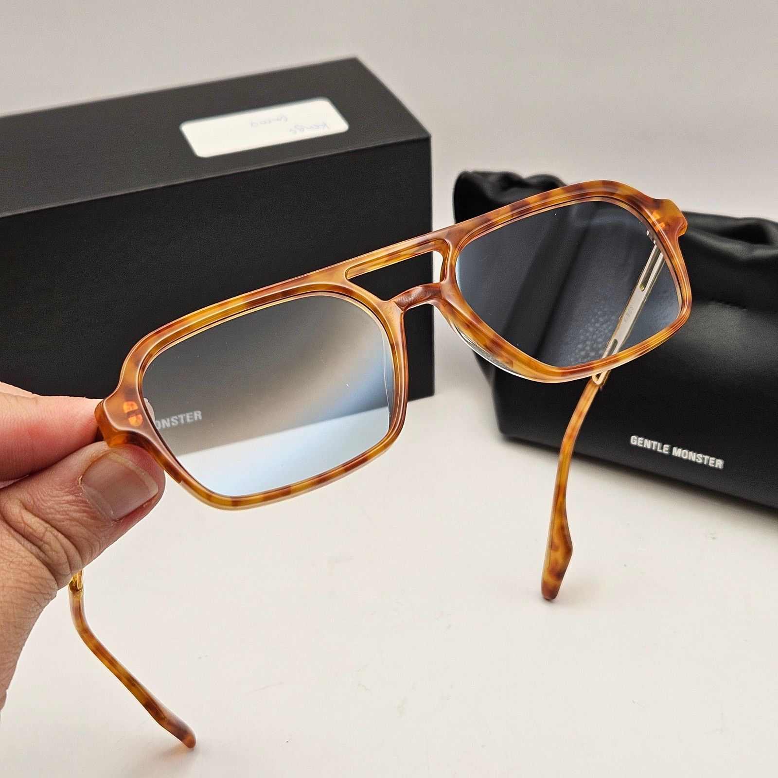 Gentle Monster GENTLE MONSTER KINGS TORTOISE AVIATOR SUNGLASSES BLUE LENS Size ONE SIZE - 1 Thumbnail
