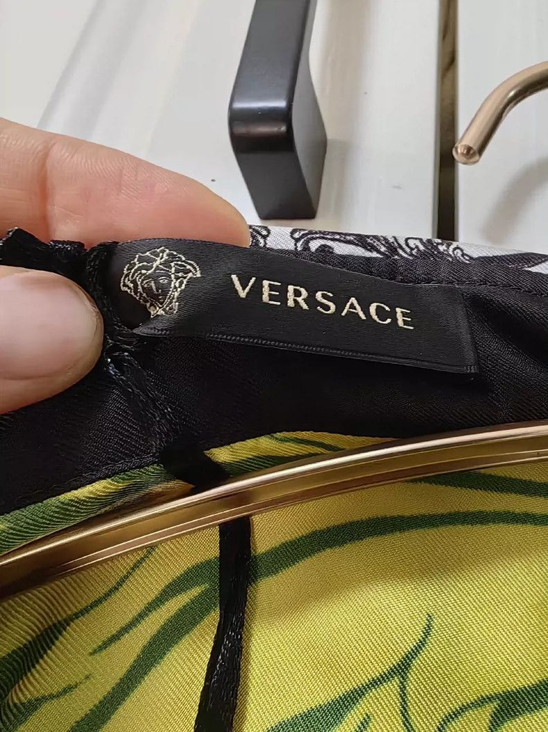 Versace Versace Genuine floral shirt Size US XL / EU 56 / 4 - 3 Thumbnail