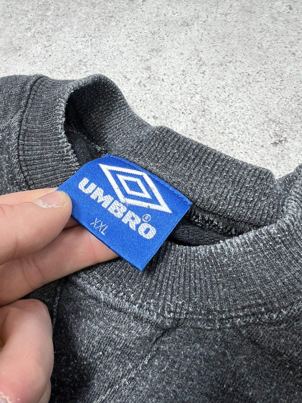 Umbro × Vintage Vintage 90s Umbro Pro Training Embroidered Baggy Sweatshirt Size US XL / EU 56 / 4 - 7 Thumbnail