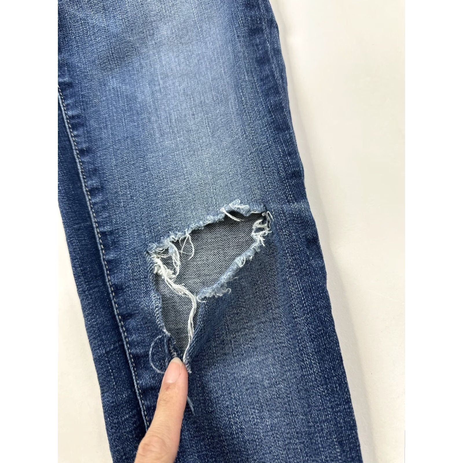 Vintage VINTAGE AG Adriano Goldschmied Jeans Womens 26 Blue The High Rise Abby Ankle Distressed Skinny Hairline-Edge Size 26" / US 2 / IT 38 - 3 Thumbnail