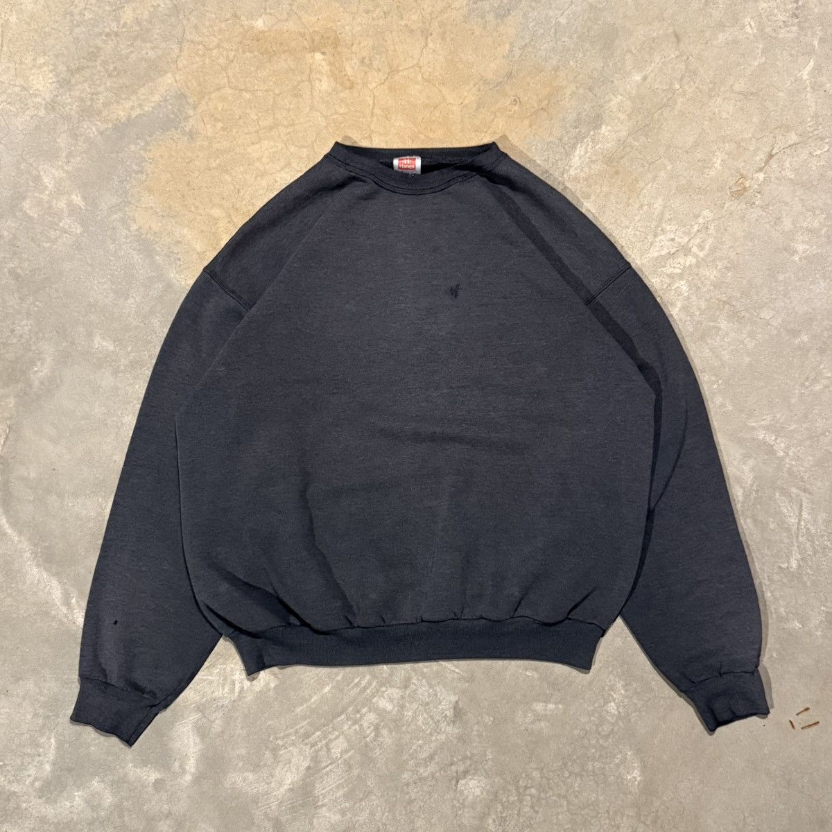 Vintage Vintage 1990s Faded Distressed Blank Crewneck ERD Grunge Size US L / EU 52-54 / 3 - 1 Thumbnail