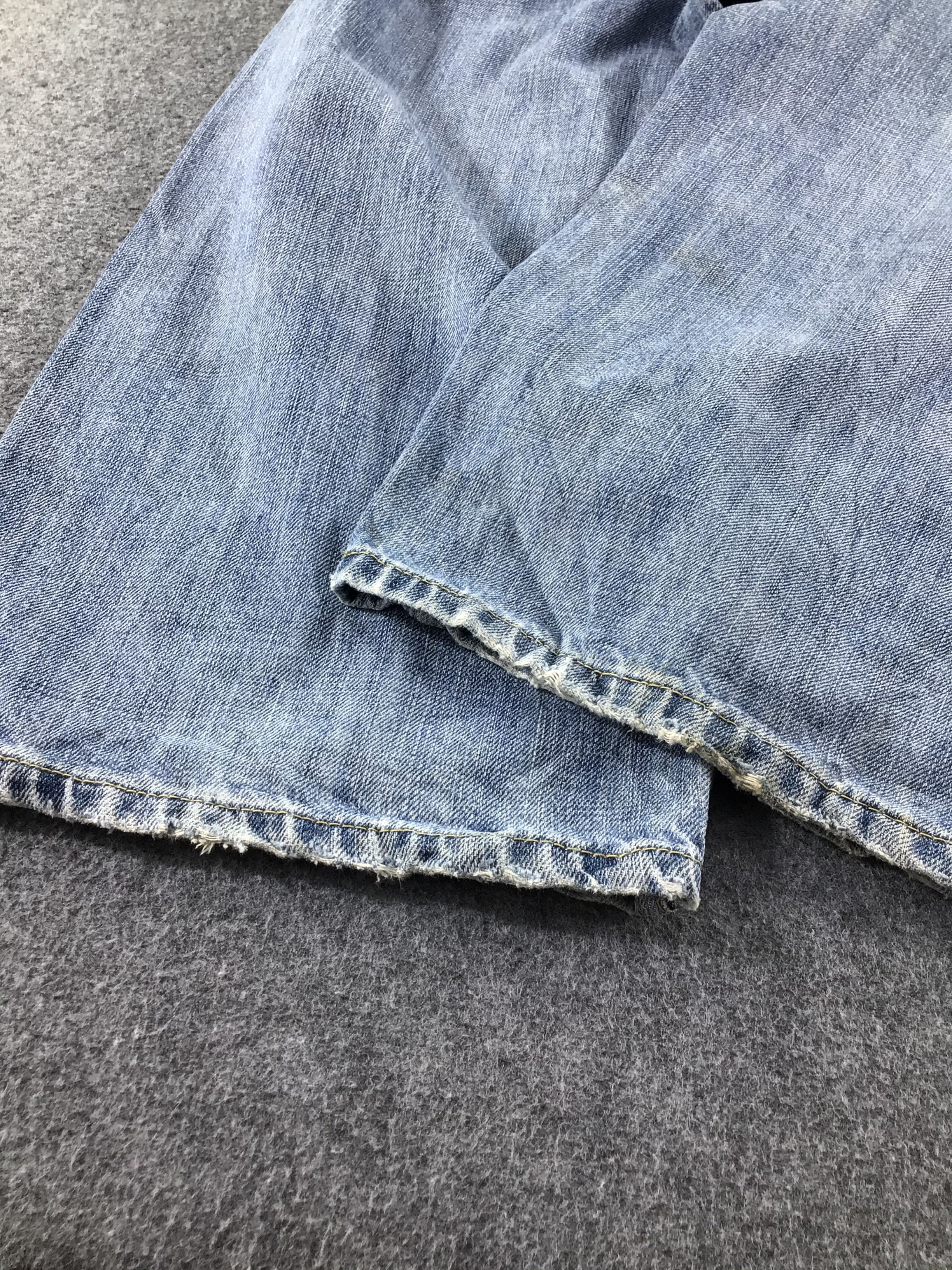 Levi's Vintage Levis 569 Jeans Faded Blue Denim -J566 Size US 36 / EU 52 - 6 Thumbnail