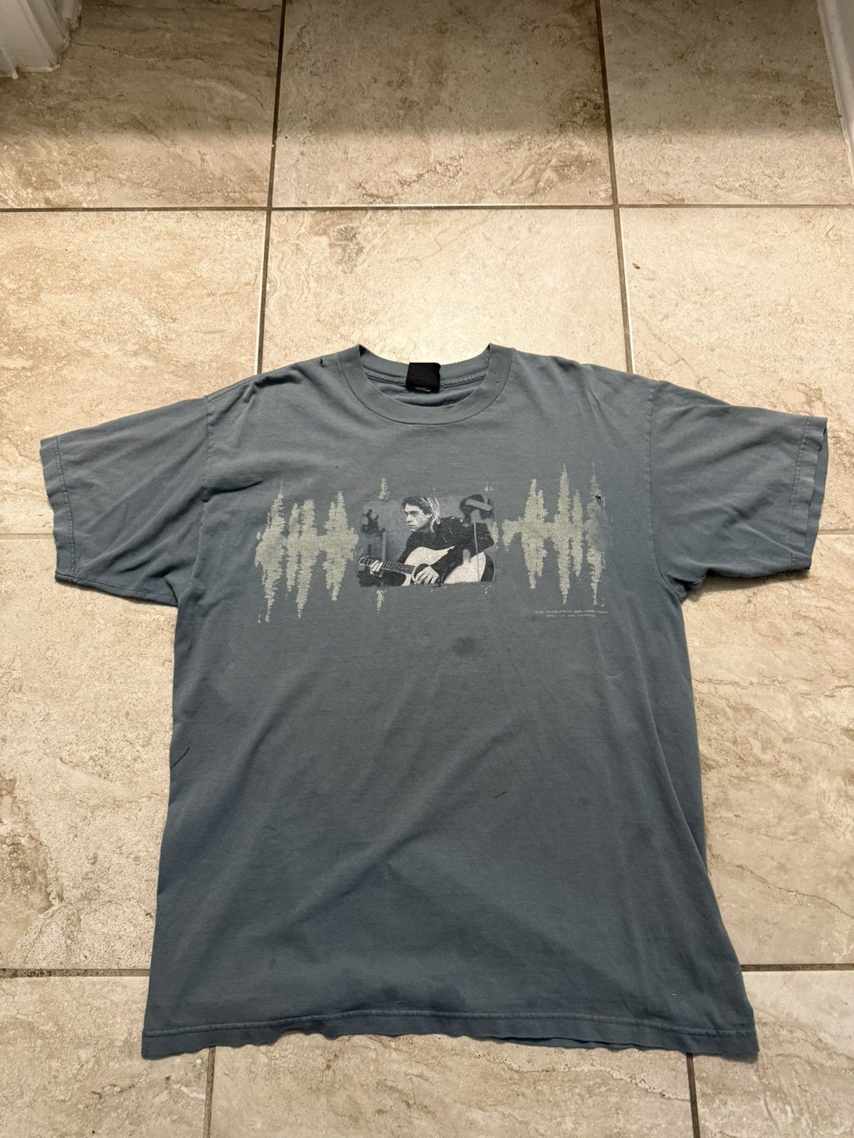 Giant 1997 Nirvana "The End of Music" Kurt Cobain t-shirt Size US XL / EU 56 / 4 - 1 Thumbnail