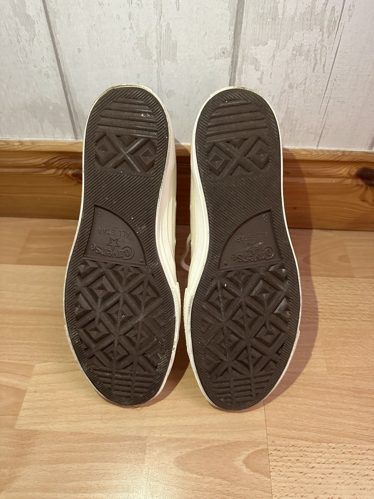 Comme des Garcons Comme Des Garcons Play x Converse Size US 8 / EU 41 - 7 Thumbnail