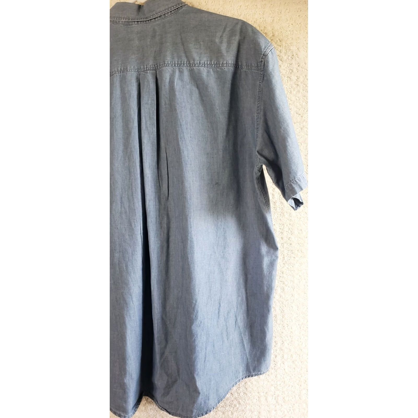 Vintage LL Bean Denim Short Sleeve Button Down Shirt Men Large Regular Blue Cotton Denim Button-Up Shirt Men's Large Regular Blue Size US L / EU 52-54 / 3 - 5 Thumbnail