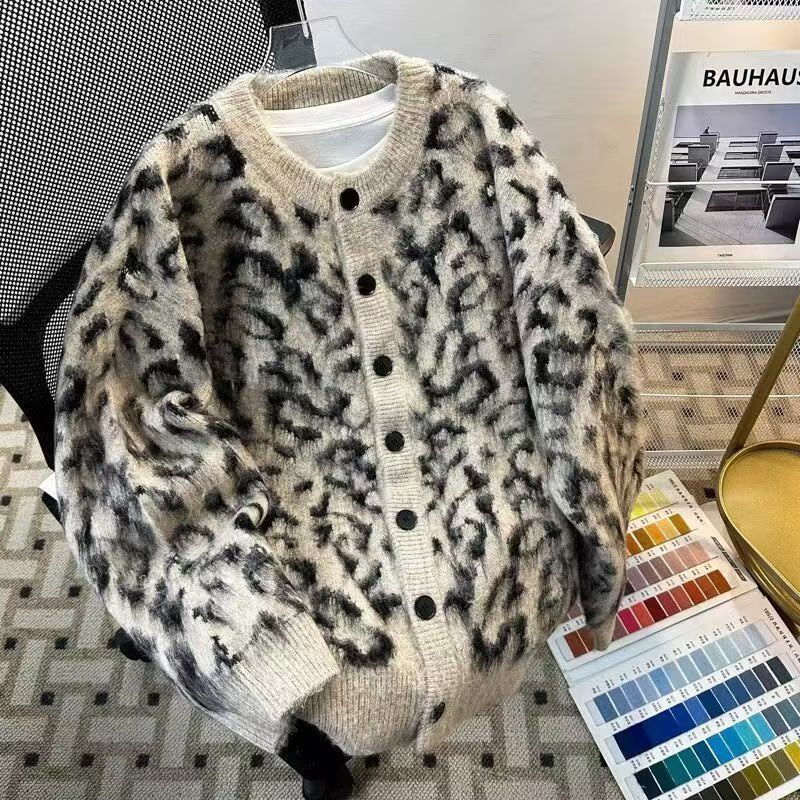 Vintage Leopard Print Knitted Cardigan - Loose Casual Streetwear Size US M / EU 48-50 / 2 - 1 Thumbnail