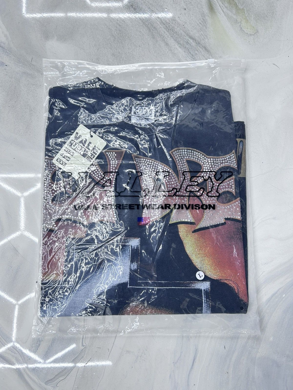 Vale Vale Damned Bling Rhinestone Tee Black Red Size L Size US L / EU 52-54 / 3 - 11 Thumbnail