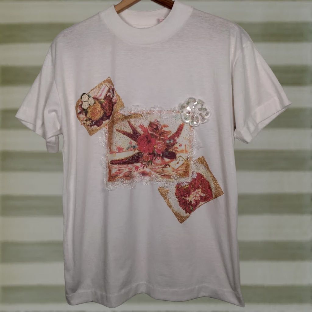 Vintage VINTAGE Precious Knits Shirt Small White Lace Gold Glitter Bird Roses Grannycore Mens Girls Womens Size S / US 4 / IT 40 - 1 Thumbnail