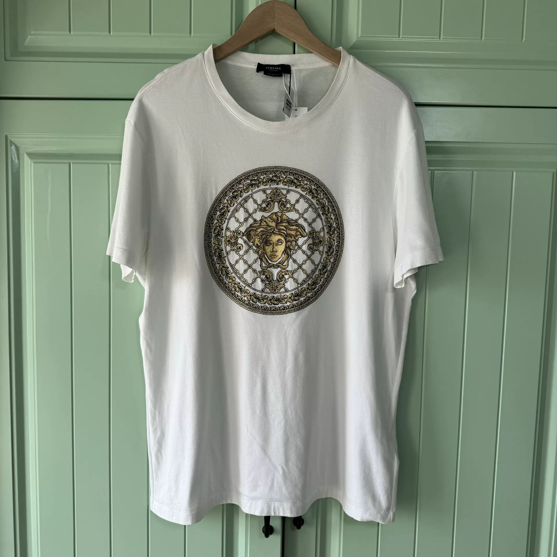 Versace Versace Gold Medusa Embroidered T-Shirt Size US XL / EU 56 / 4 - 1 Thumbnail