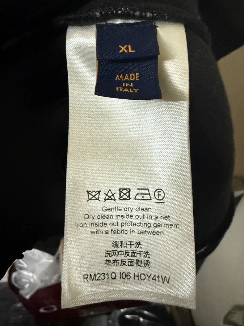 Louis Vuitton Louis VuittonBlack and silver gradient full-printed logo lo Size US XL / EU 56 / 4 - 4 Thumbnail