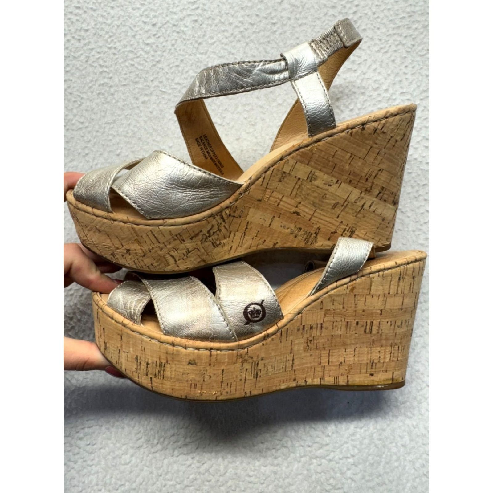 Born BORN Sandal Women 7 Silver Leather Cork Wedge Strappy Open-Toe Size US 7 / IT 37 - 4 Thumbnail