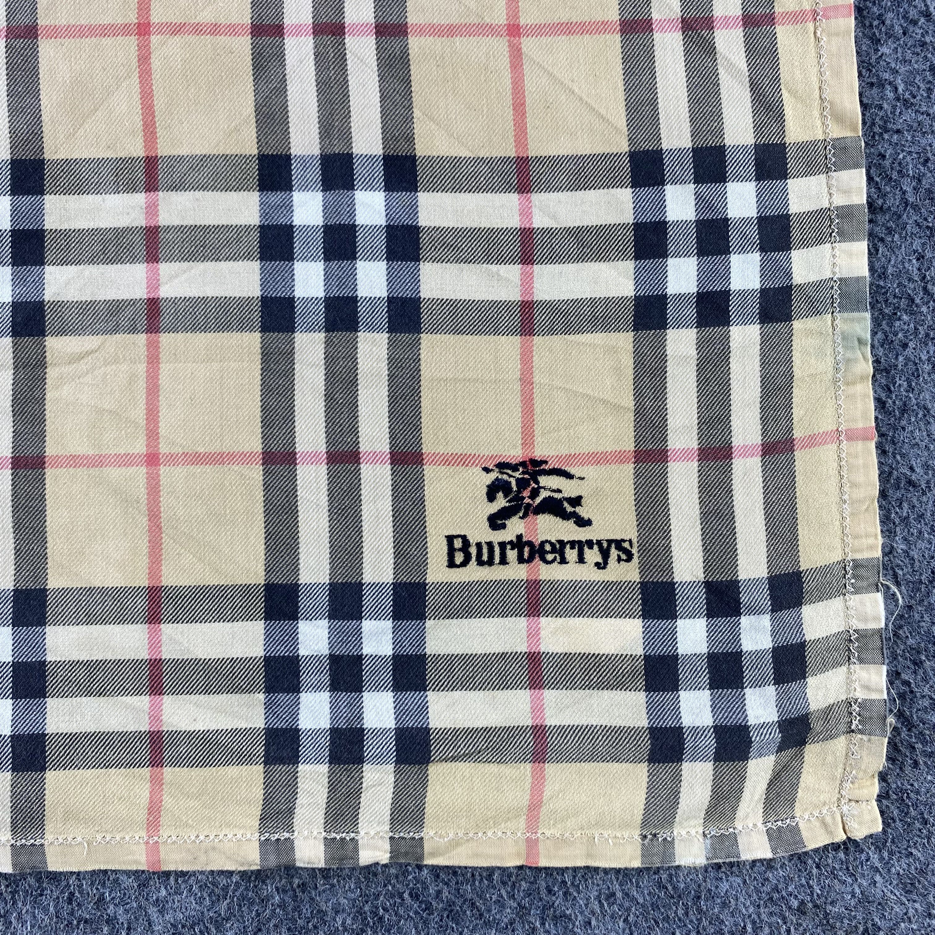Burberry Burberry Handkerchief/Neckerchief/Bandana Size ONE SIZE - 3 Thumbnail