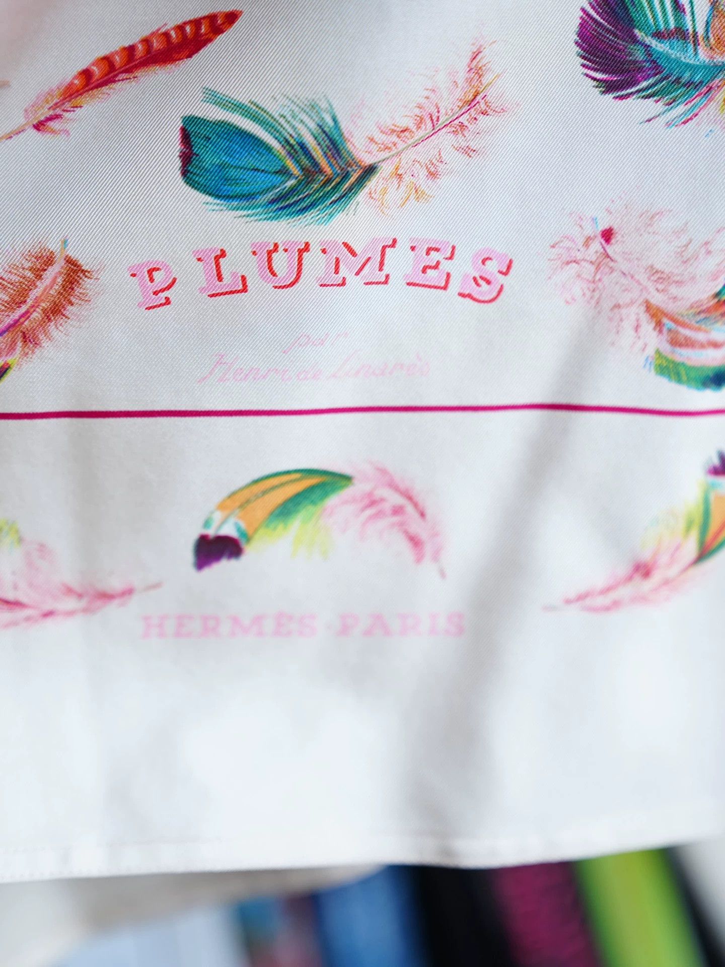 Hermes Hermes Plumes Silk Feather Print Vintage Shirt Fr40 Size M / US 6-8 / IT 42-44 - 5 Thumbnail