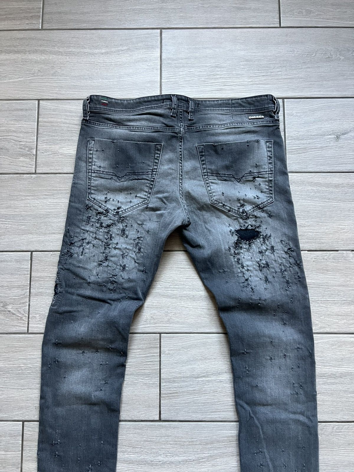 Diesel TRASHED🔥DIESEL GRAY SWEATPANT Y2K DENIM PANTS METAL LOGO Size US 36 / EU 52 - 4 Thumbnail