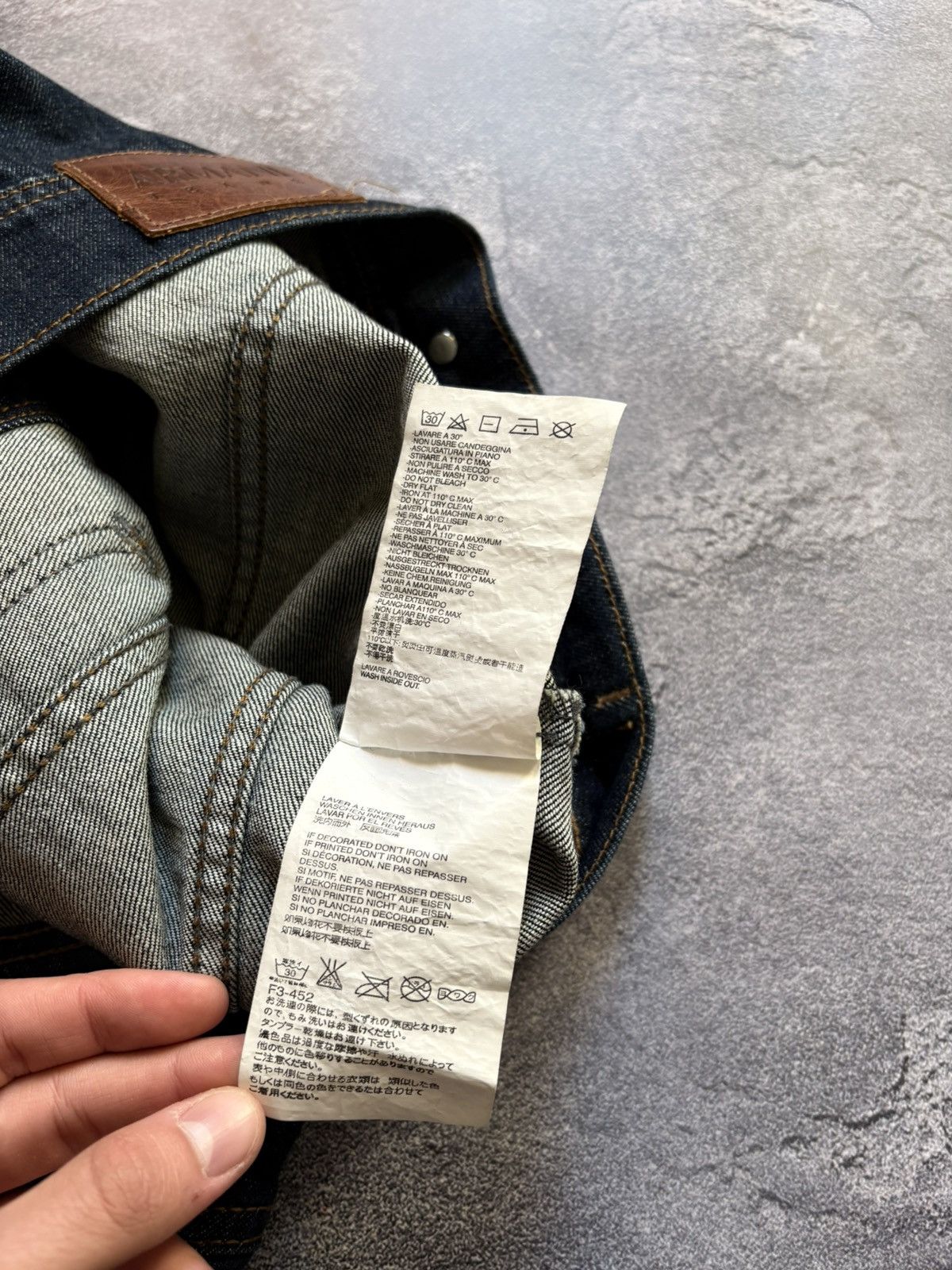 Armani Vintage Armani Jeans Dark Wash Denim Jacket Italy Size S Size US S / EU 44-46 / 1 - 10 Thumbnail