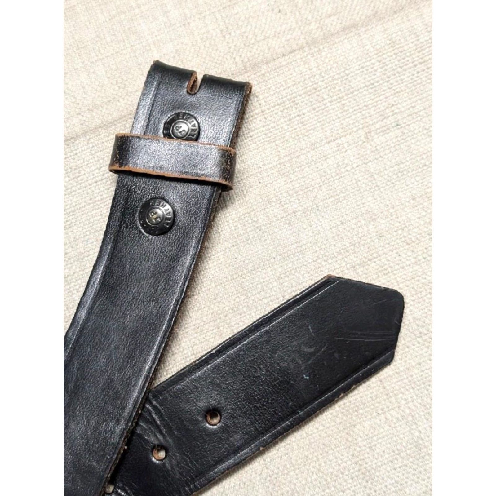 Vintage VINTAGE western belt GUN motorcycle belt buckle 50 black cowhide bridle leather western belt Mens Size ONE SIZE - 2 Thumbnail