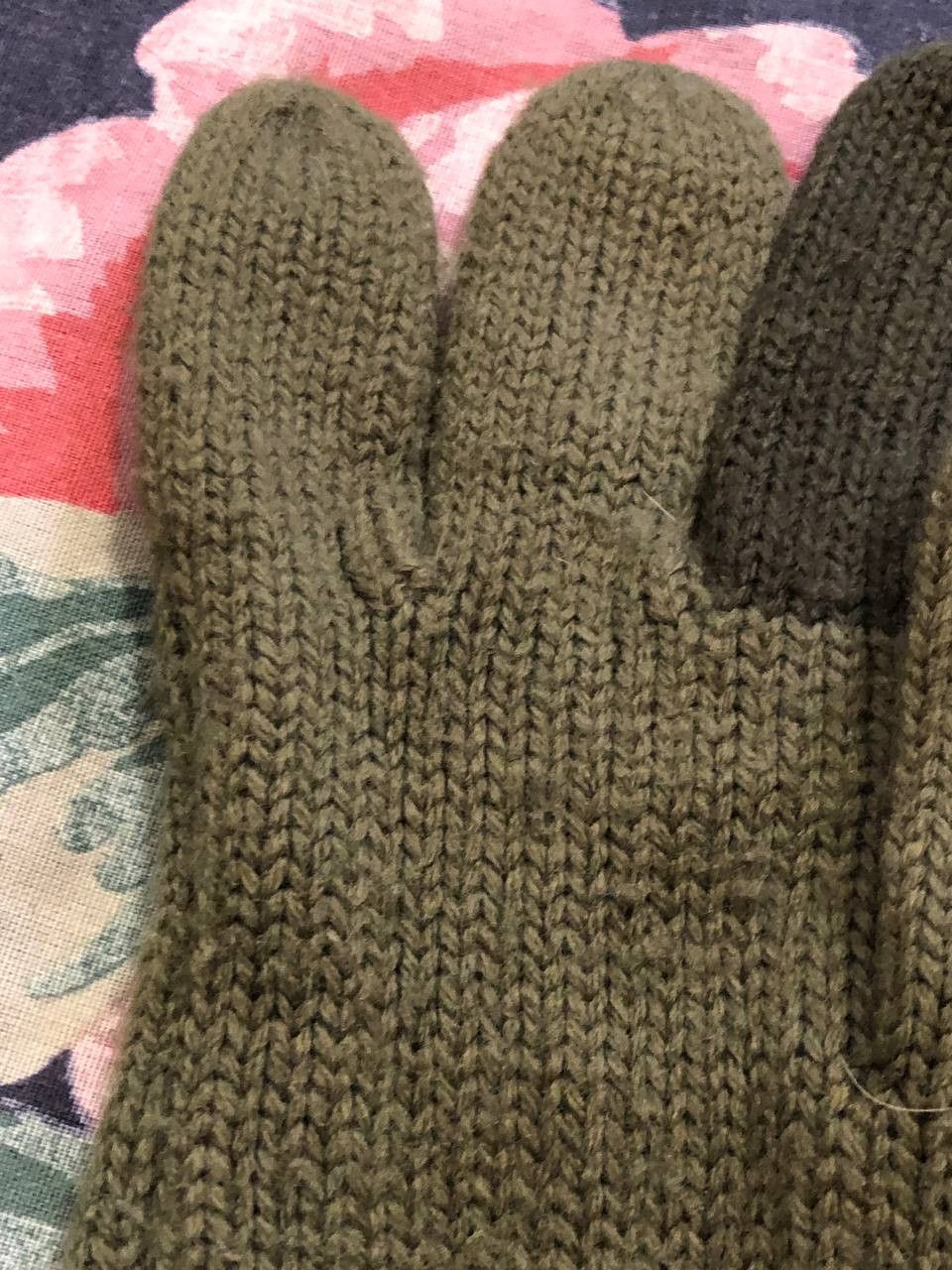 O'Neill Vintage Gloves + hats O'Neill logo green crazy Y2K streetwea Size ONE SIZE - 10 Thumbnail