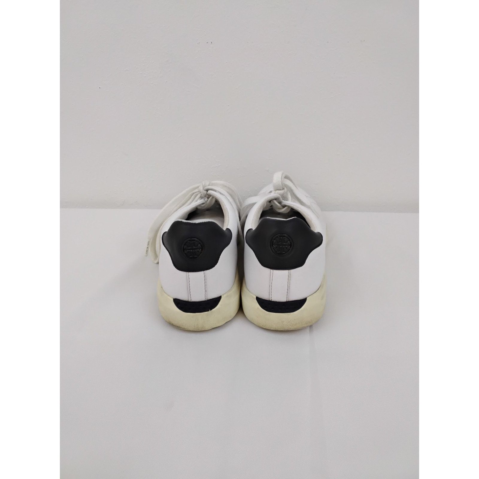 Tory Burch Tory Burch Howell Court Sneakers Men's 10M White Leather Size US 10 / EU 43 - 8 Thumbnail