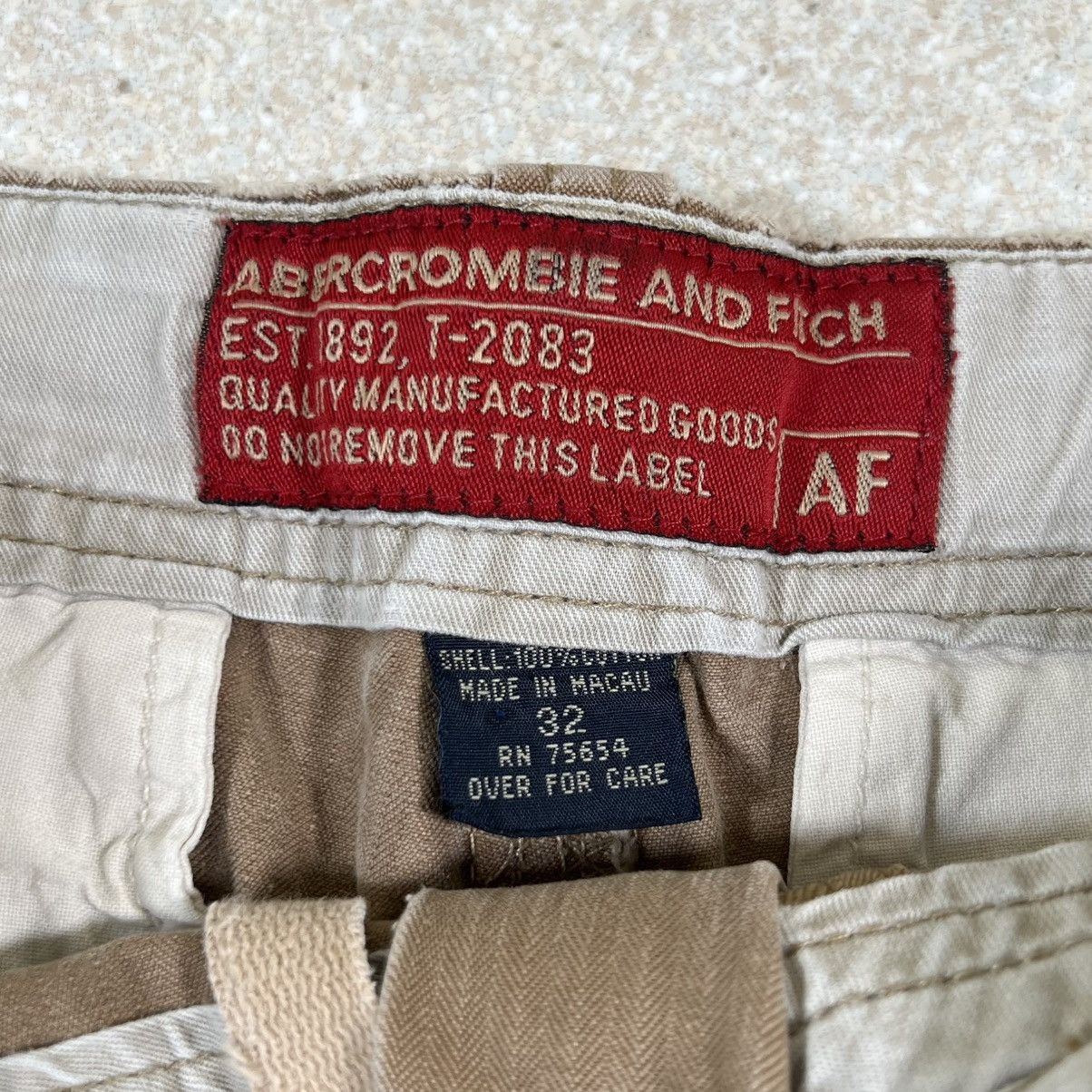 Abercrombie & Fitch Abercrombie & Fitch Cargo Shorts Y2K Vintage Fatigues Sz 32 Size US 32 / EU 48 - 4 Thumbnail