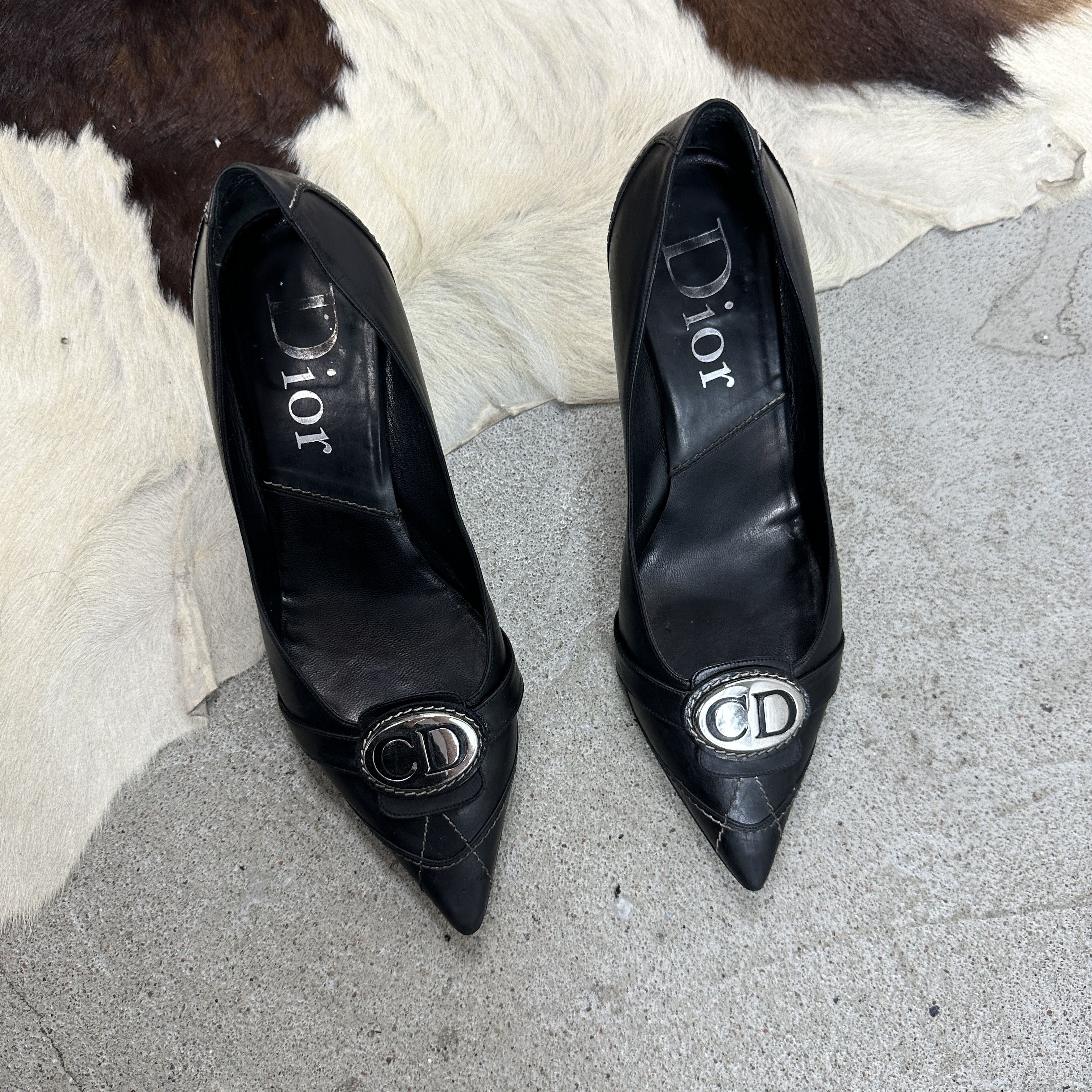 Dior × Vintage Vintage Leather 00s Old Money Christian Dior CD Logo Heels Size US 8 / IT 38 - 2 Thumbnail