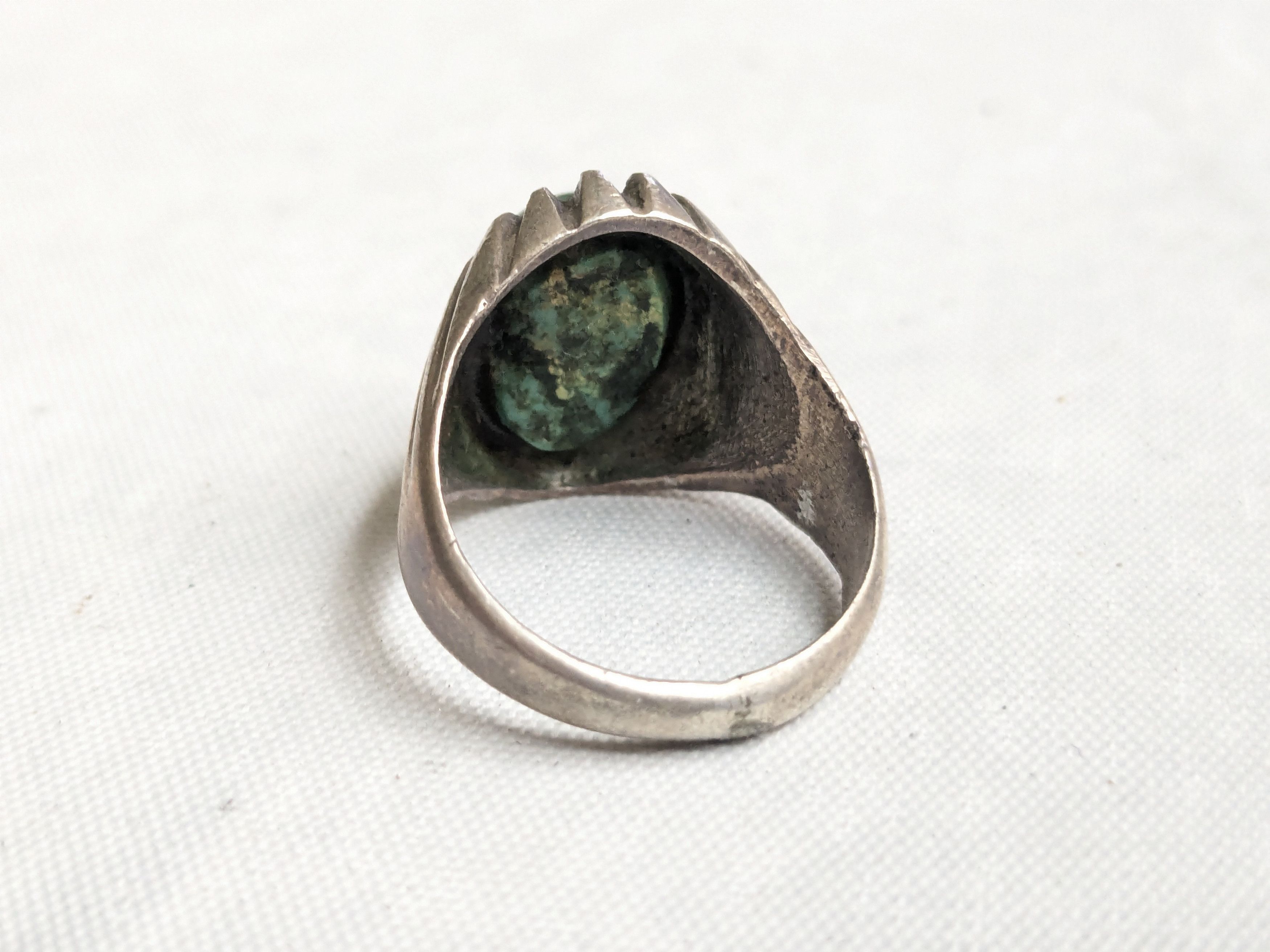 Jewelry Vintage Sterling Silver Ring Turquoise Oval Cabochon 10 Size ONE SIZE - 8 Thumbnail