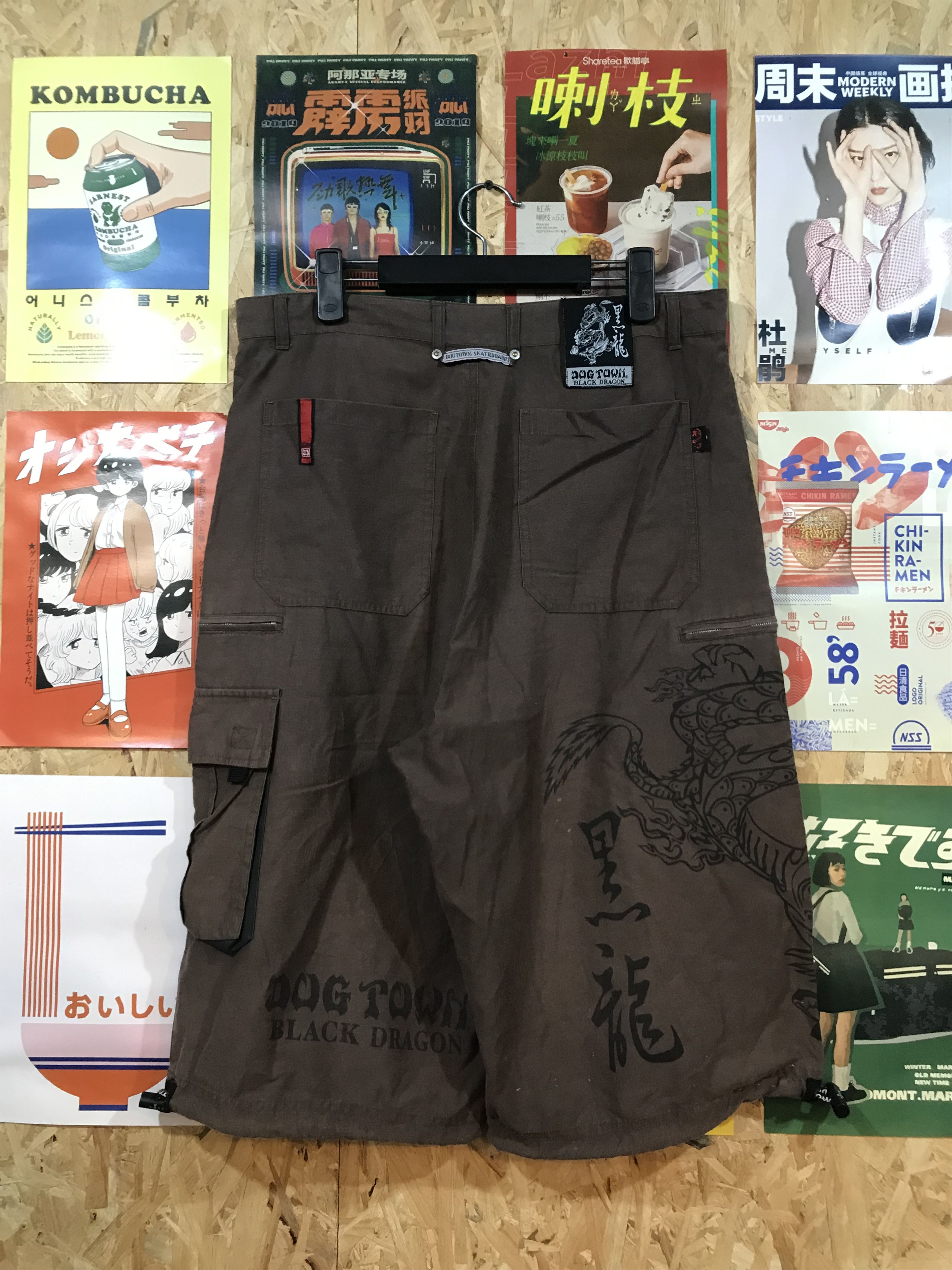 Dogtown Dogtown Black Dragon Jorts Short Pants Size US 34 / EU 50 - 9 Thumbnail
