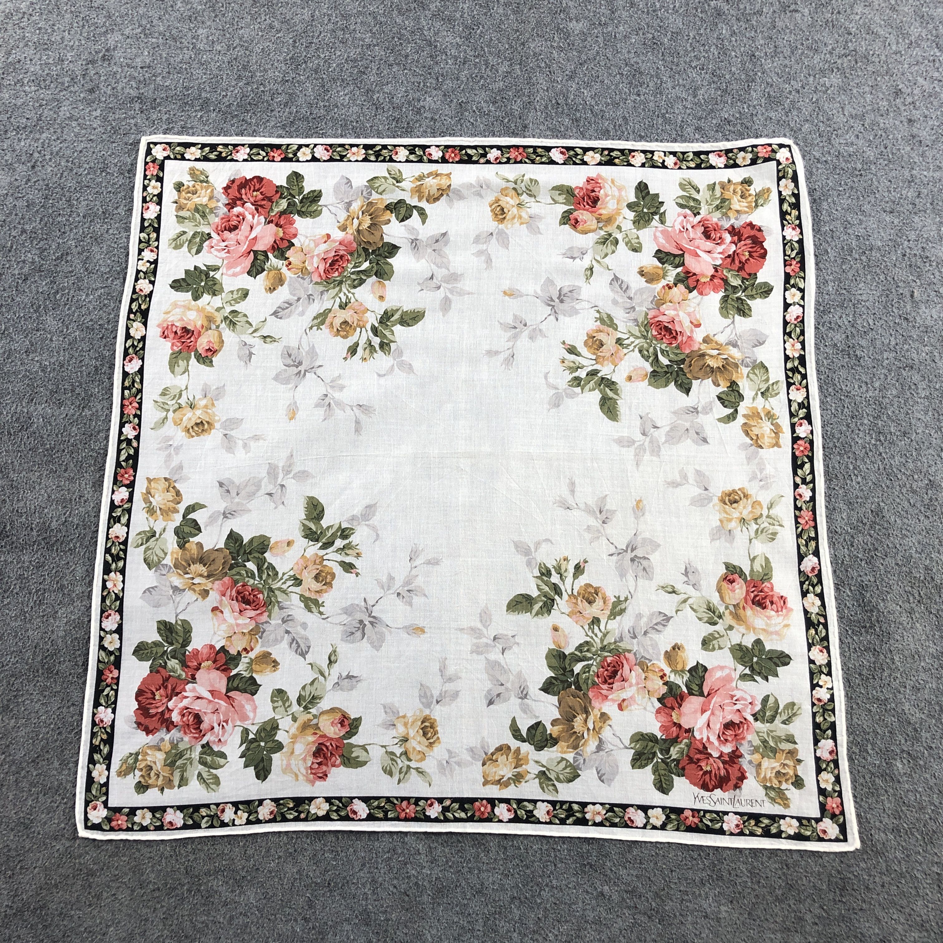 Yves Saint Laurent Yves Saint Laurent Handkerchief Neckerchief Bandana H2699 Size ONE SIZE - 2 Thumbnail