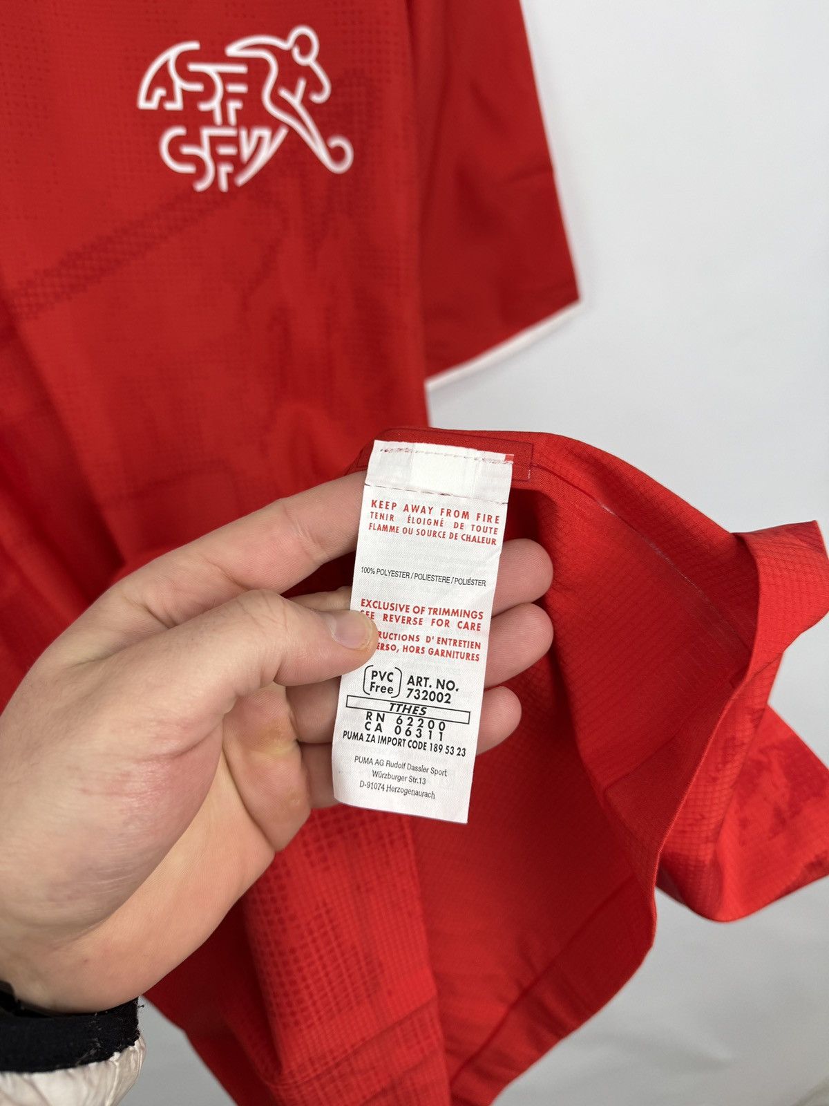 Puma 🇨🇭Vintage 2006 Puma Switzerland Suisse Soccer Jersey Senderos Size US XL / EU 56 / 4 - 7 Thumbnail