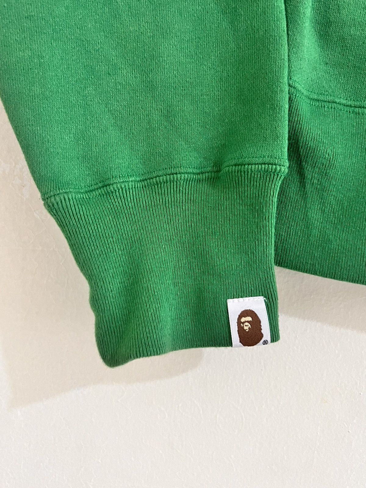 Bape BAPE Baby Milo Shark Hoodie – Green Camo Size US M / EU 48-50 / 2 - 6 Thumbnail