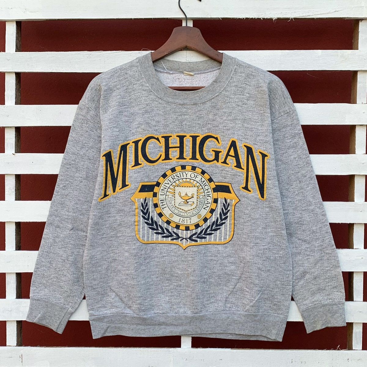 Vintage Vintage 1980s University Of Michigan Crewneck Big Logo Size US S / EU 44-46 / 1 - 1 Thumbnail
