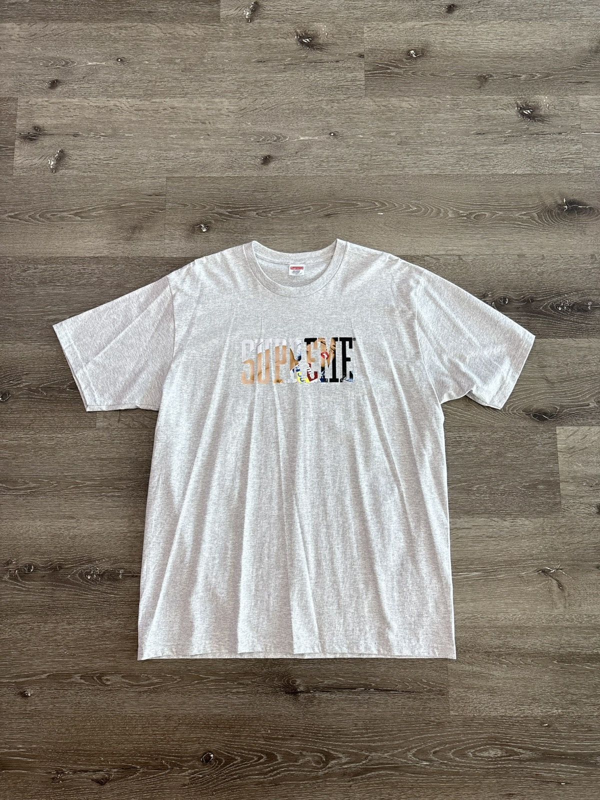 Supreme Supreme “Tera Patrick Tee (ASH GREY) Size US XL / EU 56 / 4 - 1 Thumbnail