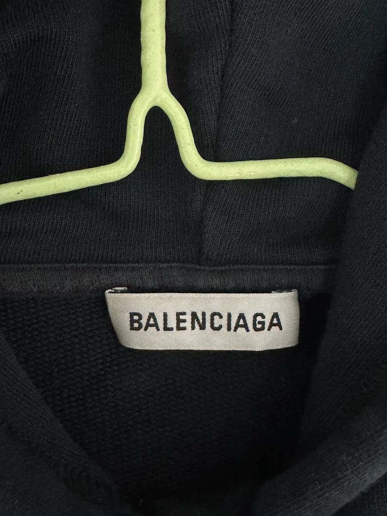 Balenciaga Balenciaga Black rainbow embroidered wheatear monogram hood Size US S / EU 44-46 / 1 - 3 Thumbnail