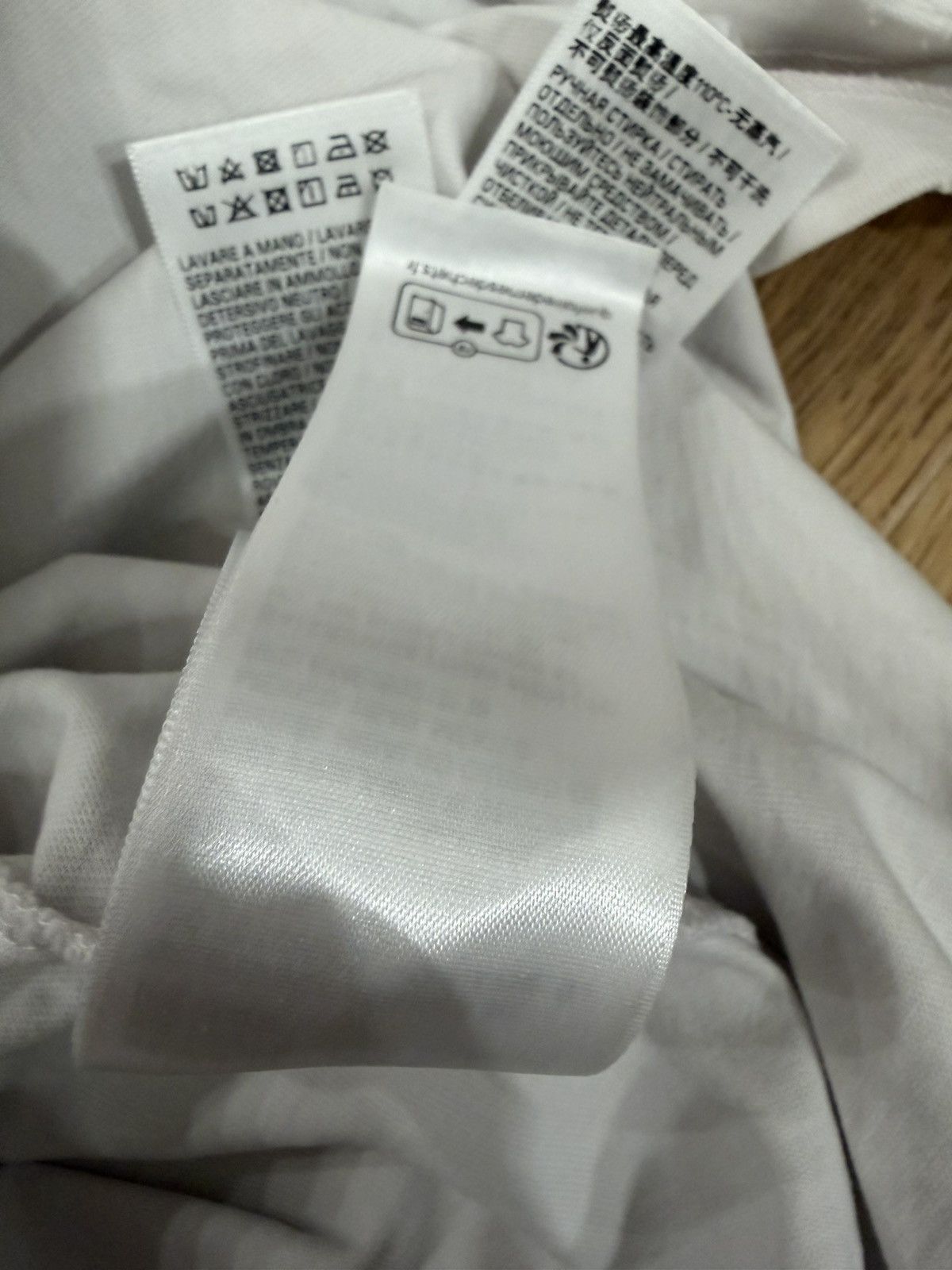 Balenciaga Balenciaga white piercing t-shirt 5 Size US XXL / EU 58 / 5 - 11 Thumbnail