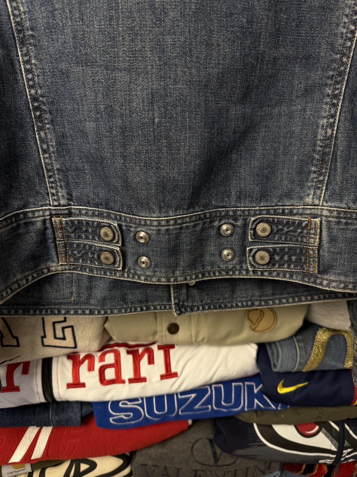Dolce & Gabbana Vintage Dolce Gabbana Denim Jacket D&G Logo Destrised Y2K Size US L / EU 52-54 / 3 - 13 Thumbnail