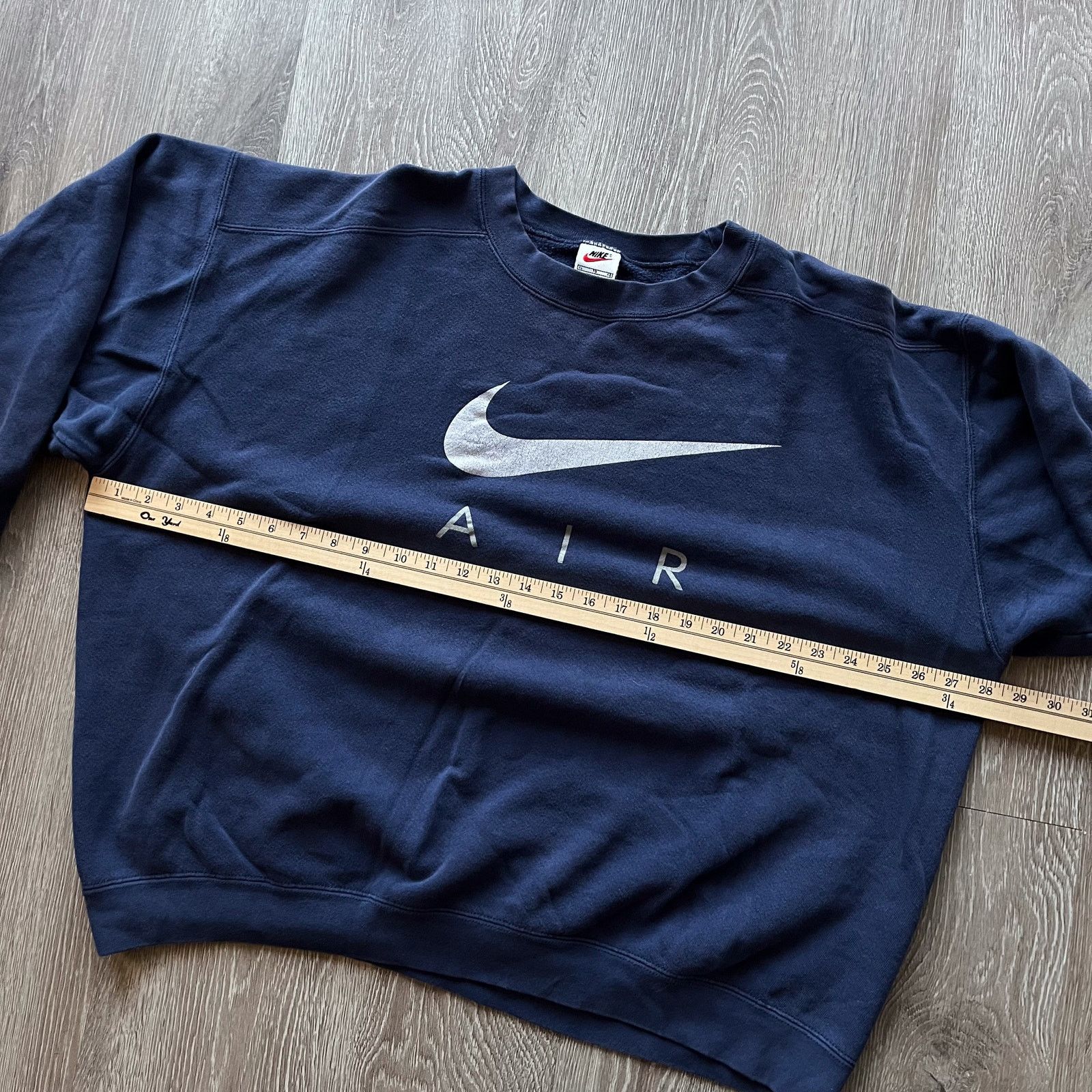 Nike Rare 90s Nike AIR White Tag Swoosh Crewneck Sweater XL USA Size US XL / EU 56 / 4 - 7 Thumbnail