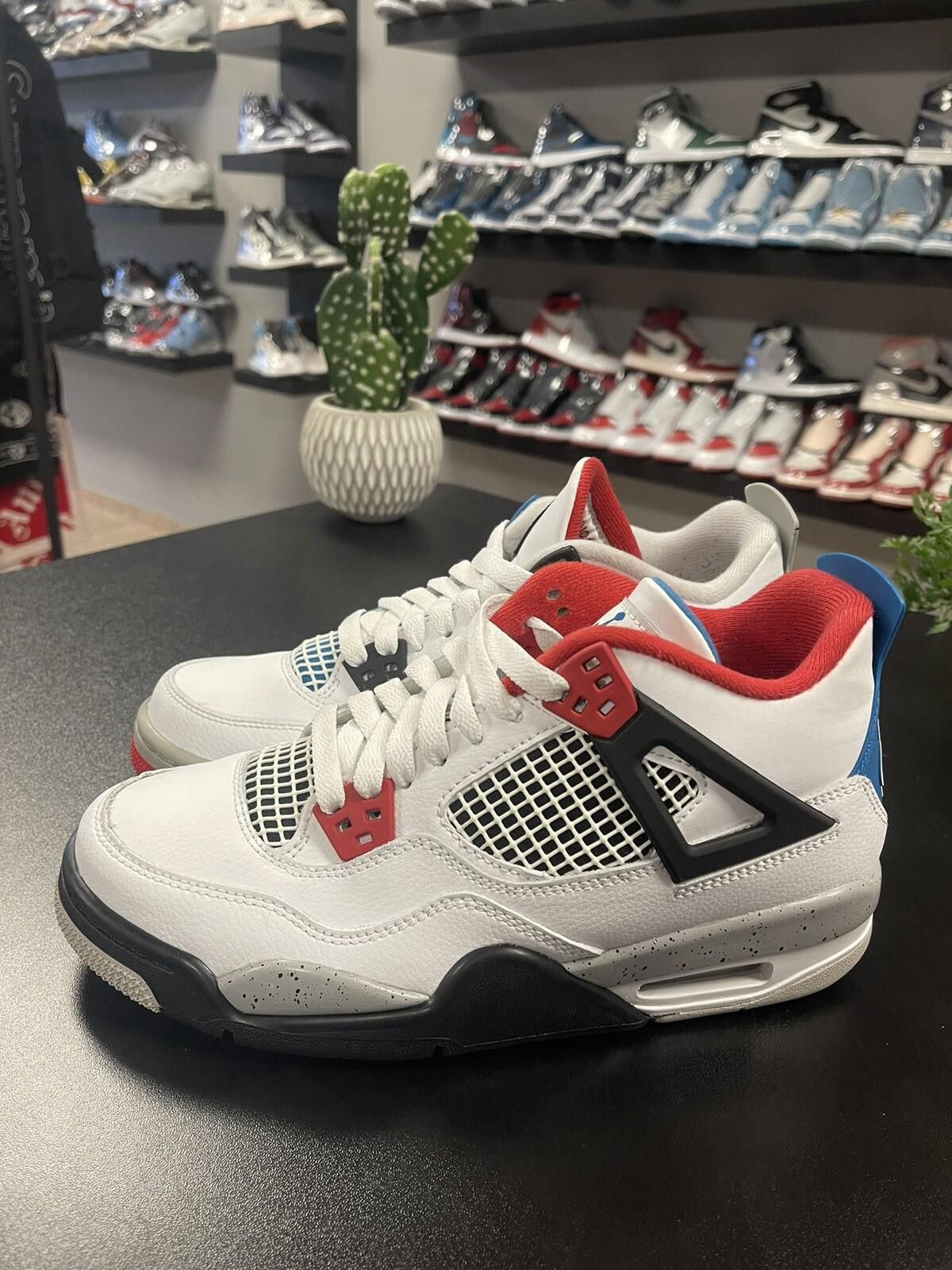Jordan Brand Size 6y - Jordan 4 Retro SE “What The” Very Clean 408452-146 Size US 6 / EU 39 - 1 Thumbnail