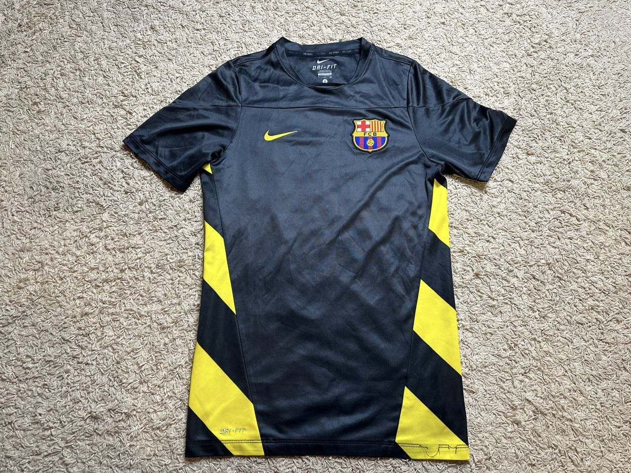 Vintage Barcelona Vintage 2013 Training Jersey Size US S / EU 44-46 / 1 - 1 Thumbnail
