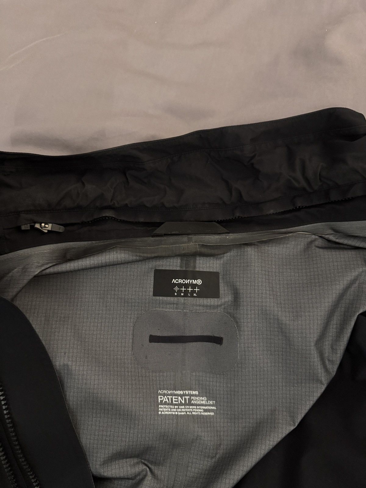 Acronym J1A-GT 2.0 Size US S / EU 44-46 / 1 - 4 Thumbnail