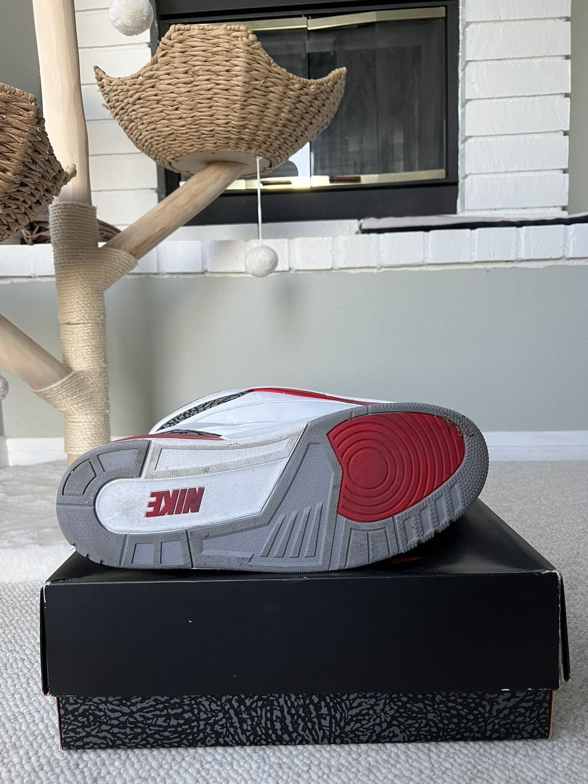 Nike Air Jordan 3 Retro OG Fire Red 2022 White Size US 15 / EU 48 - 13 Thumbnail