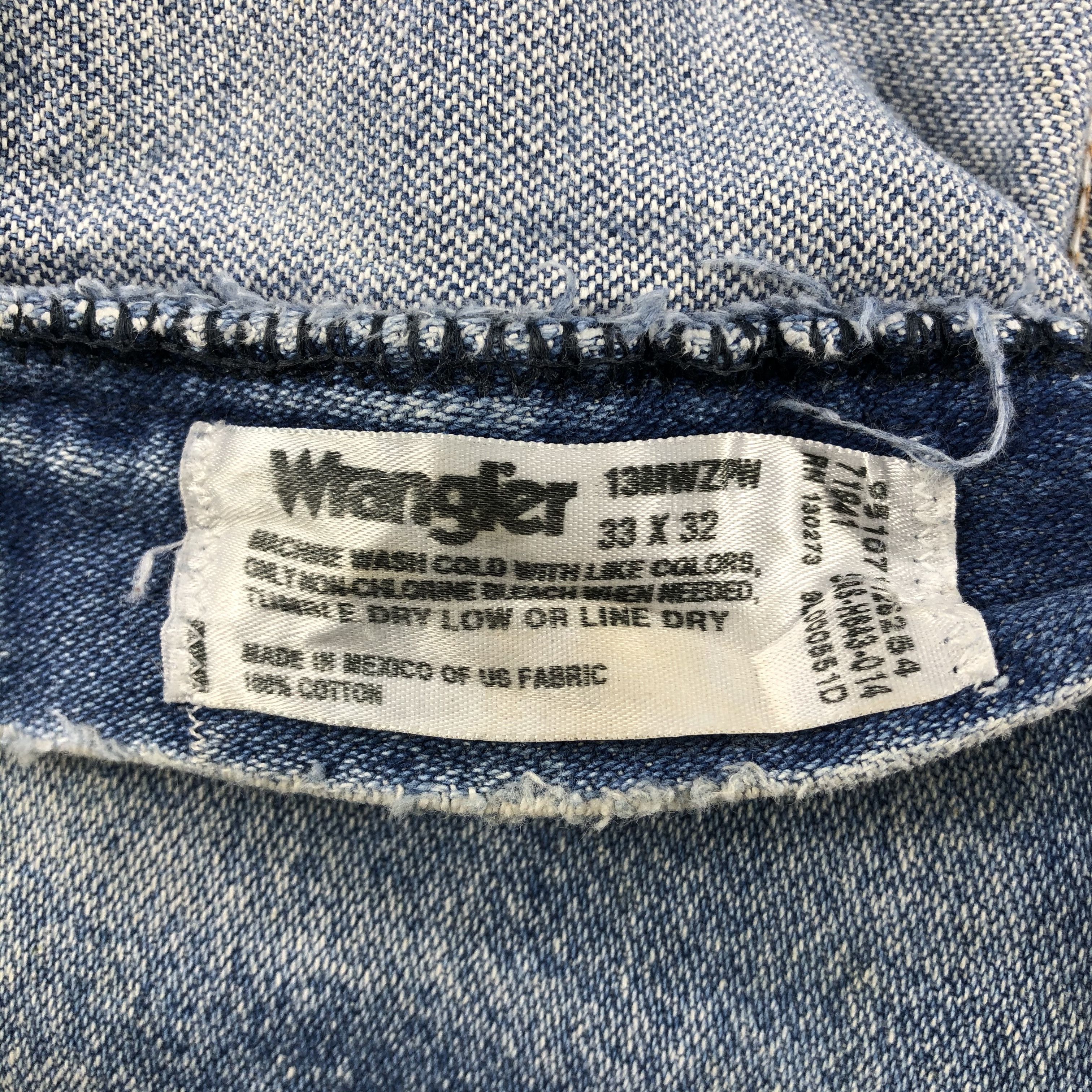 Vintage Vintage Blue Wash Wrangler Jeans-J1498 Size US 33 - 13 Thumbnail