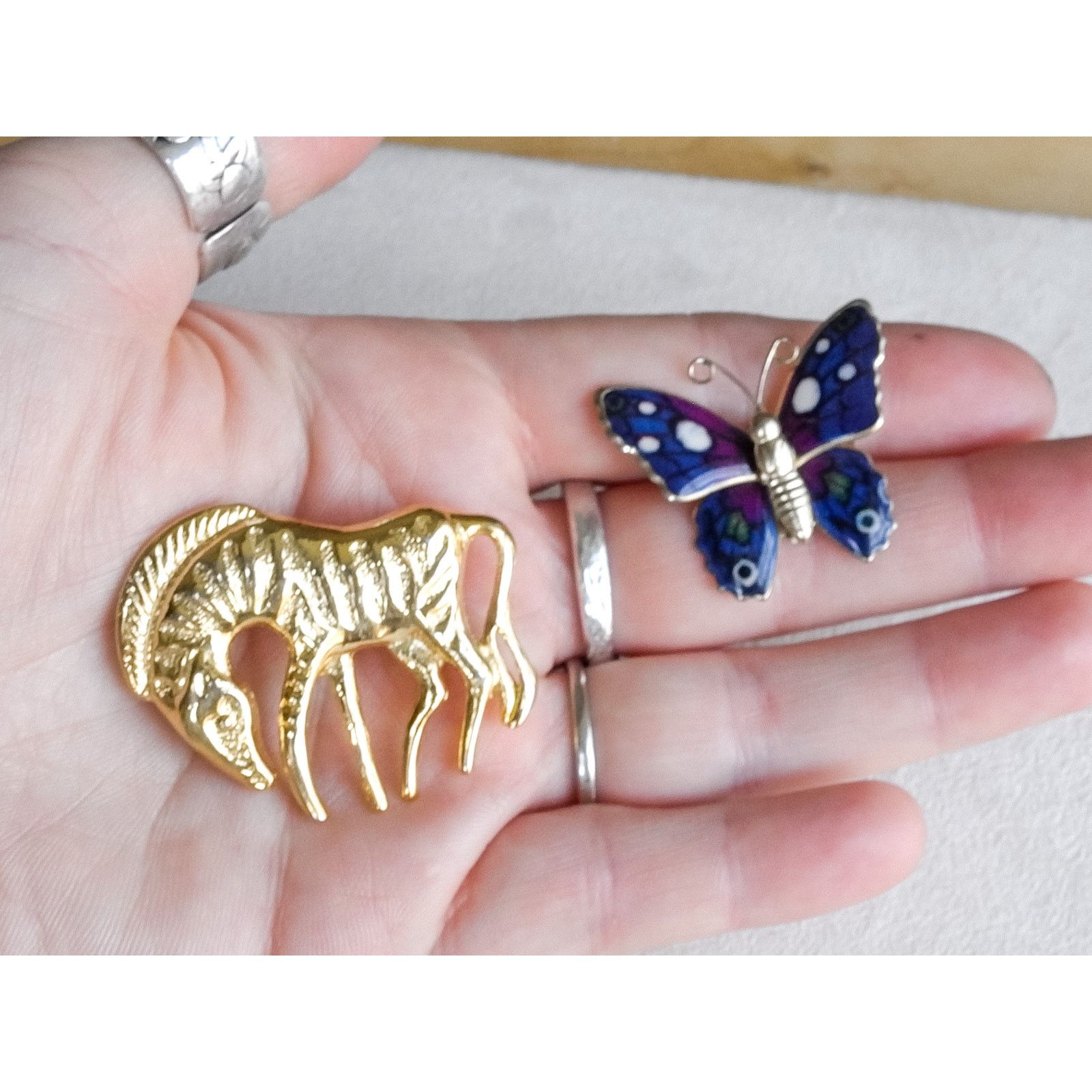 The Unbranded Brand Vintage Brooches 2 PC Gold Tone Zebra Purple Butterfly Size ONE SIZE - 2 Thumbnail