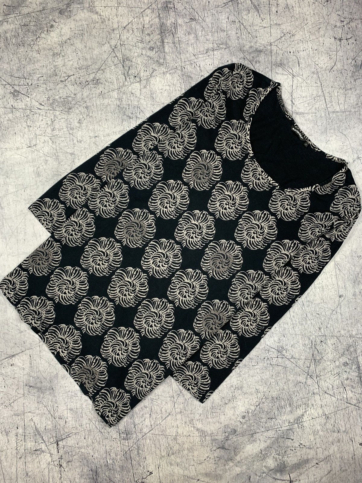 Marimekko Marimekko Floral Long Sleeve T-Shirt Size L Designer Luxury Size L / US 10 / IT 46 - 1 Thumbnail