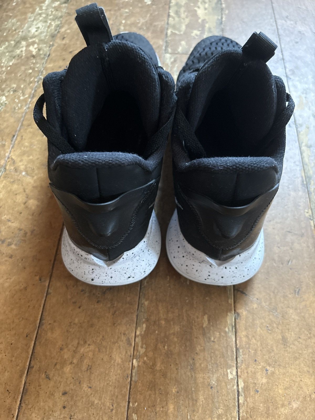 Nike Nike Lebron Witness 5 Size US 10.5 / EU 43-44 - 6 Thumbnail