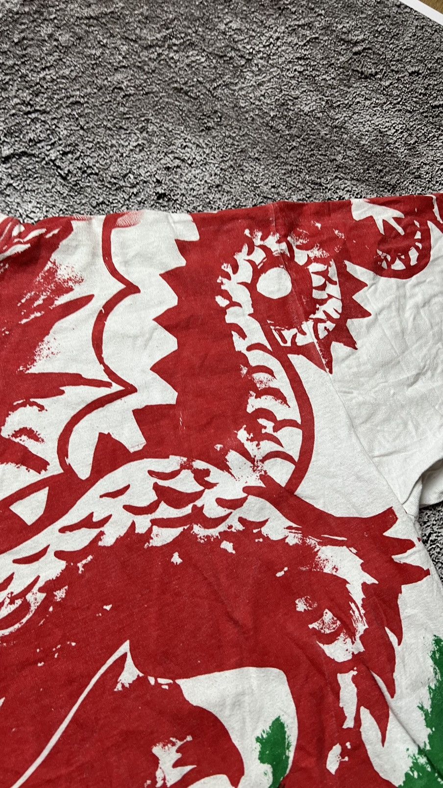 Vintage VTG 90’s Wales overprinted single stitch tee Size US XXL / EU 58 / 5 - 4 Thumbnail
